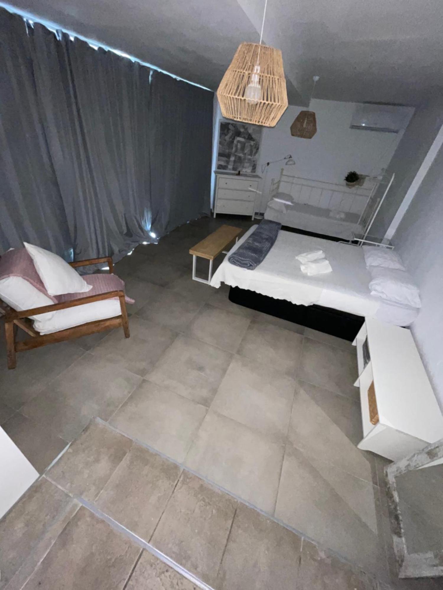 Mediterranean House - Habitaciones Privadas En Casa Compartida Mairena del Aljarafe Dış mekan fotoğraf