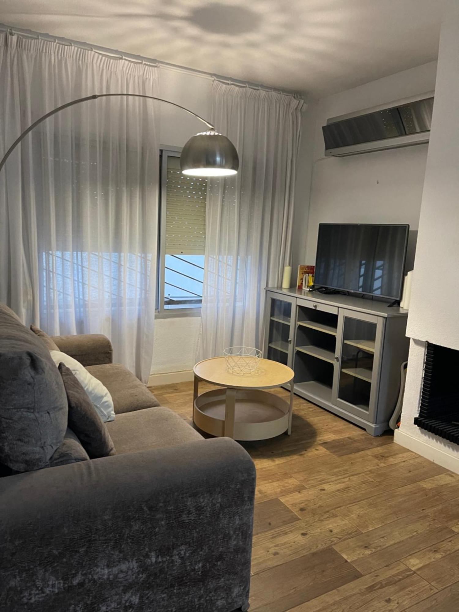 Mediterranean House - Habitaciones Privadas En Casa Compartida Mairena del Aljarafe Dış mekan fotoğraf