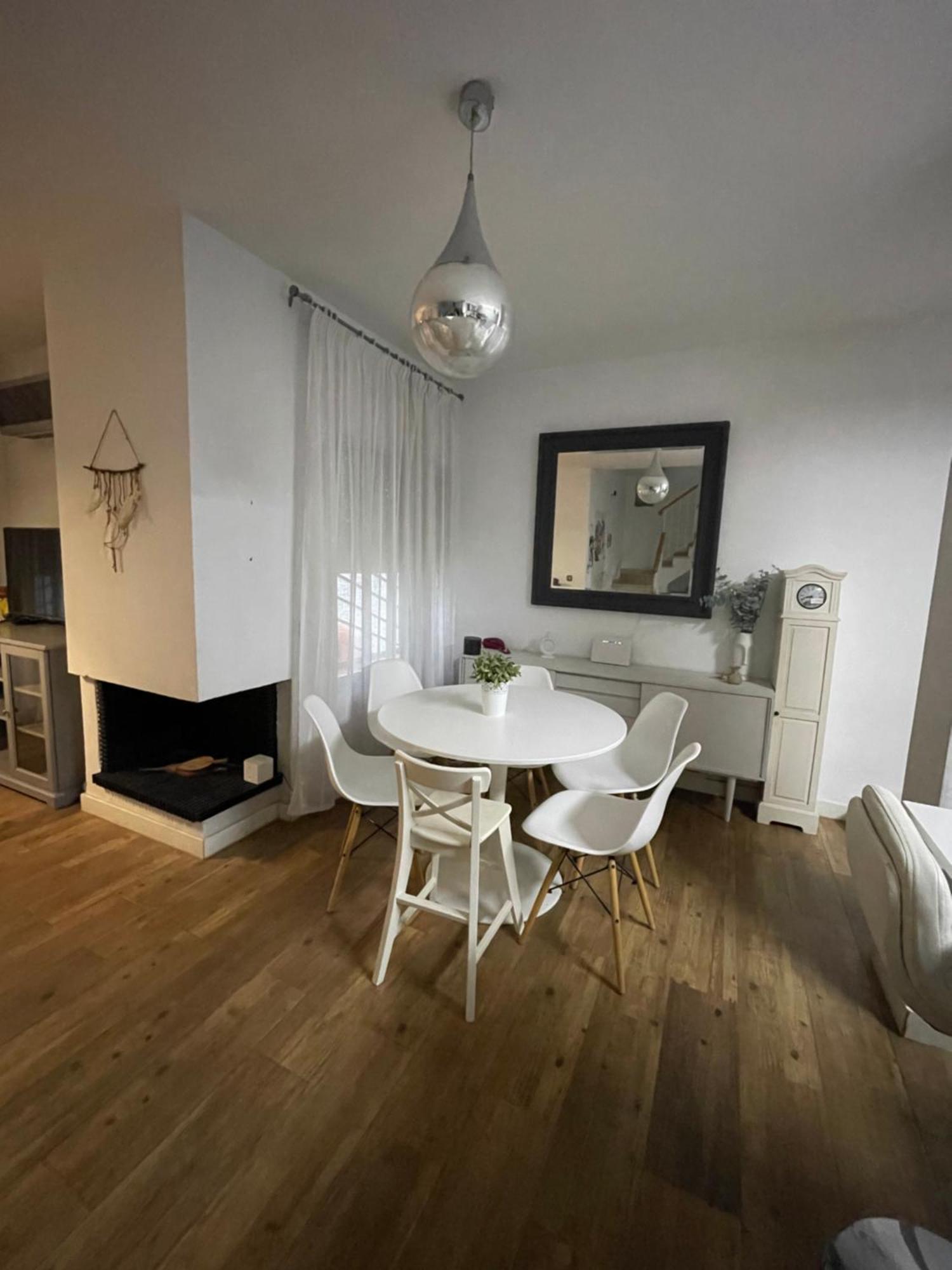 Mediterranean House - Habitaciones Privadas En Casa Compartida Mairena del Aljarafe Dış mekan fotoğraf