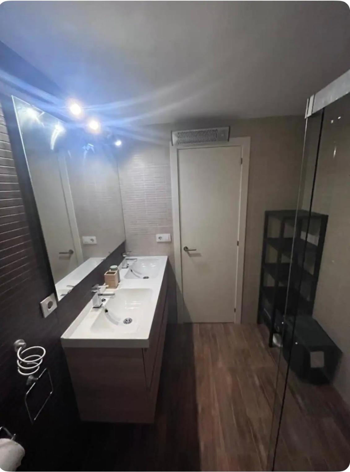Mediterranean House - Habitaciones Privadas En Casa Compartida Mairena del Aljarafe Dış mekan fotoğraf